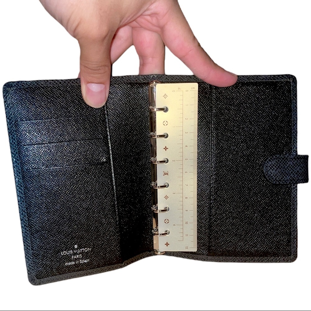 Louis Vuitton Nlack Taiga Agenda PM Leather Notebook Cover - MINT CONDITION! - Picture 4 of 7